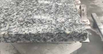 江苏芝麻白楼梯踏步 芙蓉白