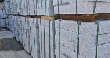 江苏芝麻白路牙石，路侧石