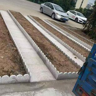 江苏芝麻白花边石