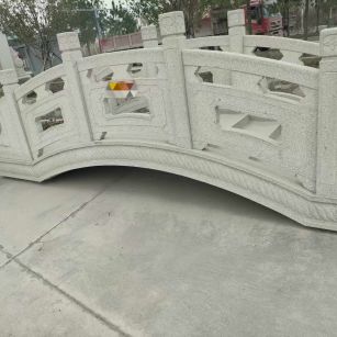 江苏芝麻白拱桥，石桥