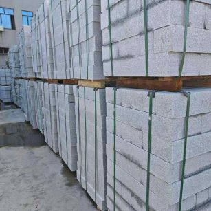 江苏芝麻白路牙石，路侧石