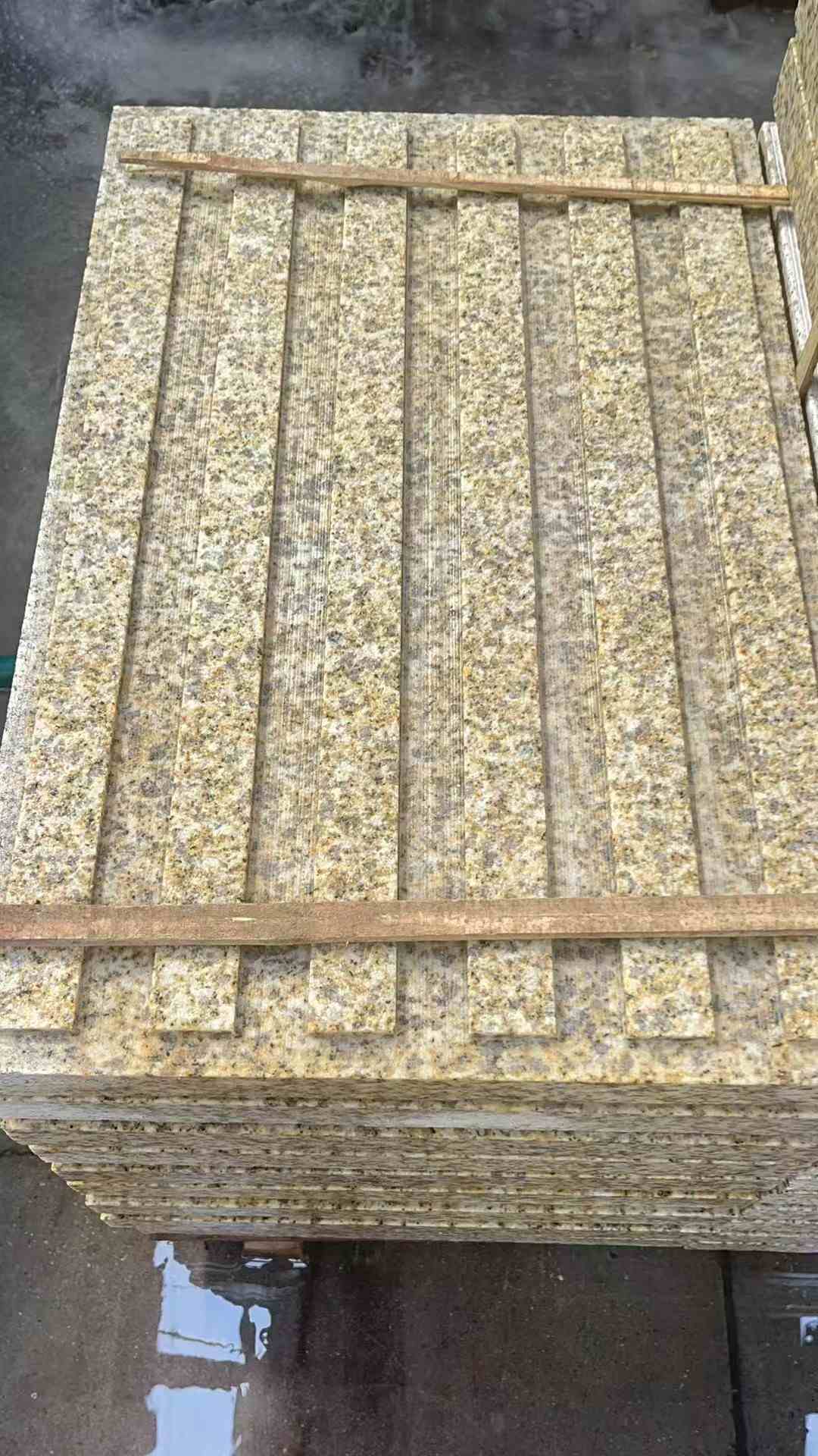 江苏黄金麻盲道 石材盲道
