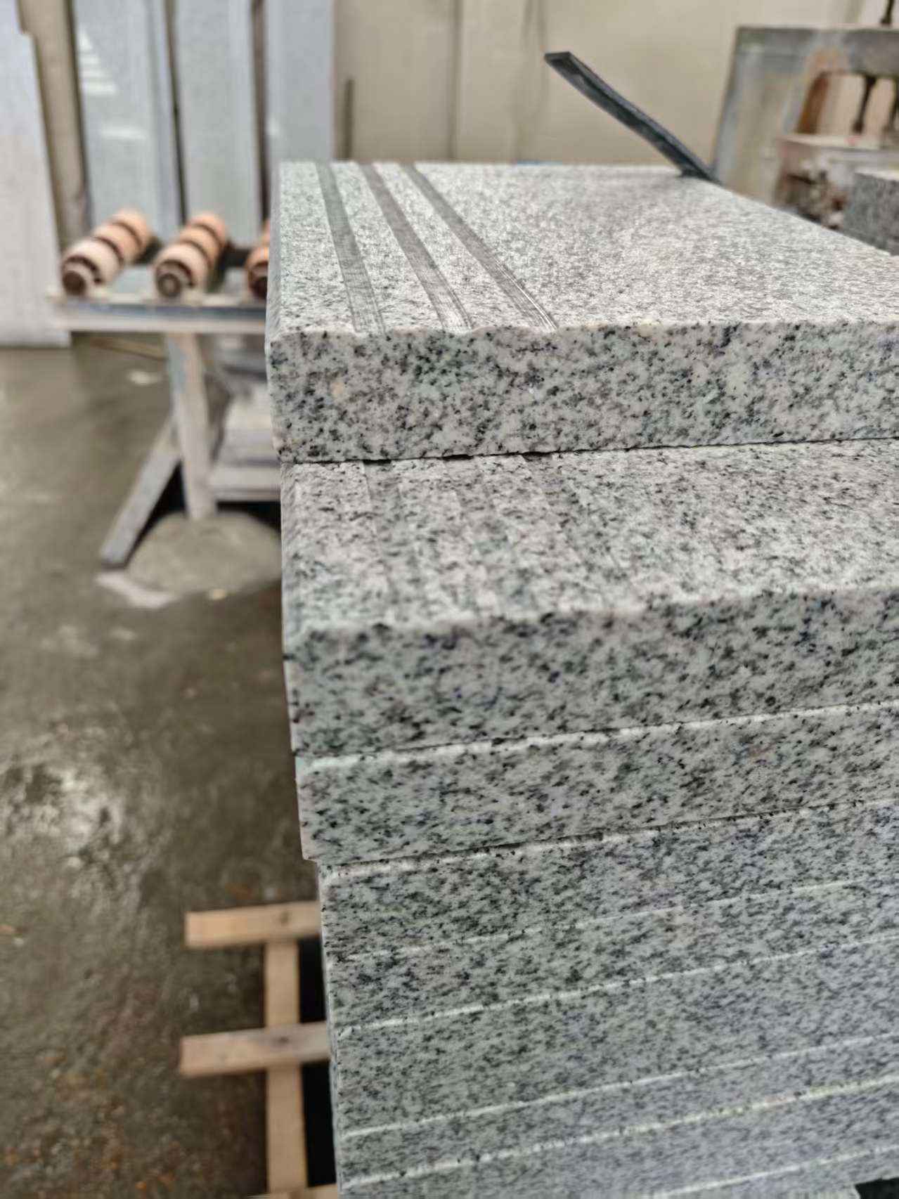 江苏芝麻白楼梯踏步